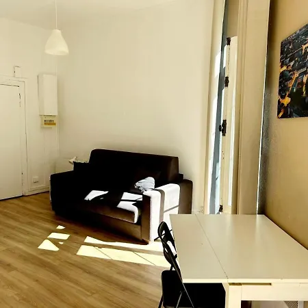 Le Briord - Hypercentre, Bright, On Foot! *